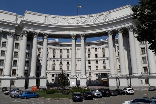 乌克兰外交部：乌驻12国使领馆已收到21个恐吓包裹
